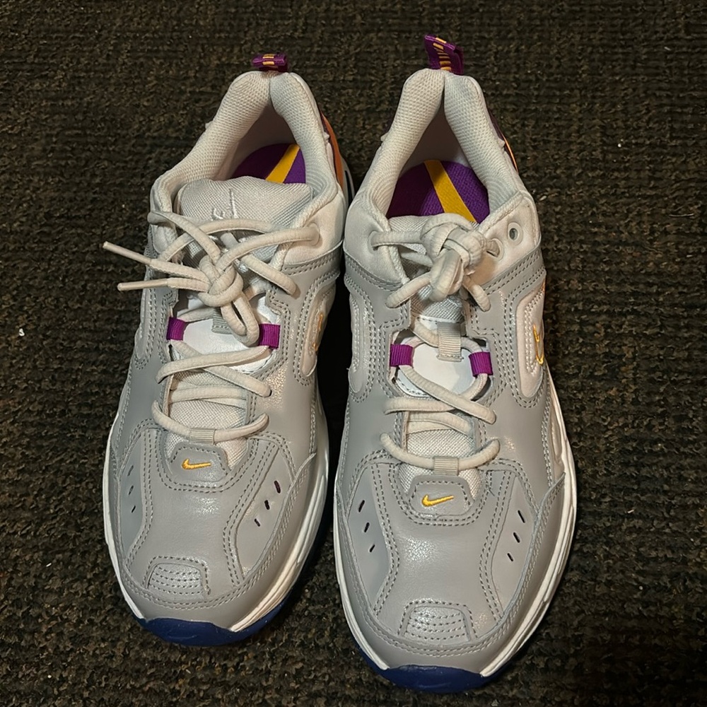 Nike tekno
